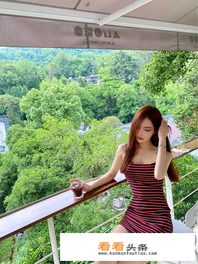 包臀裙如何搭配？