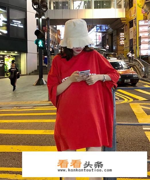 皮肤黑，穿什么色的T恤？