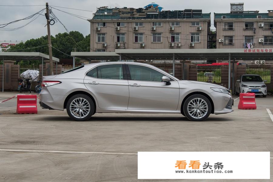 全新第八代丰田凯美瑞2.5G豪华版怎么样？花了24万落地，价格算贵吗？
