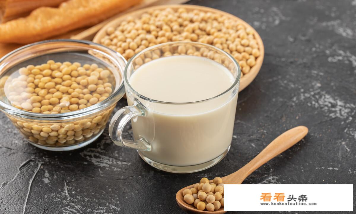 如何蒸玉米面窝头？