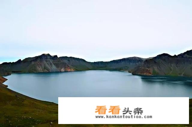 长白山天池需要玩多久？请问长白山到长春机场该怎么走？