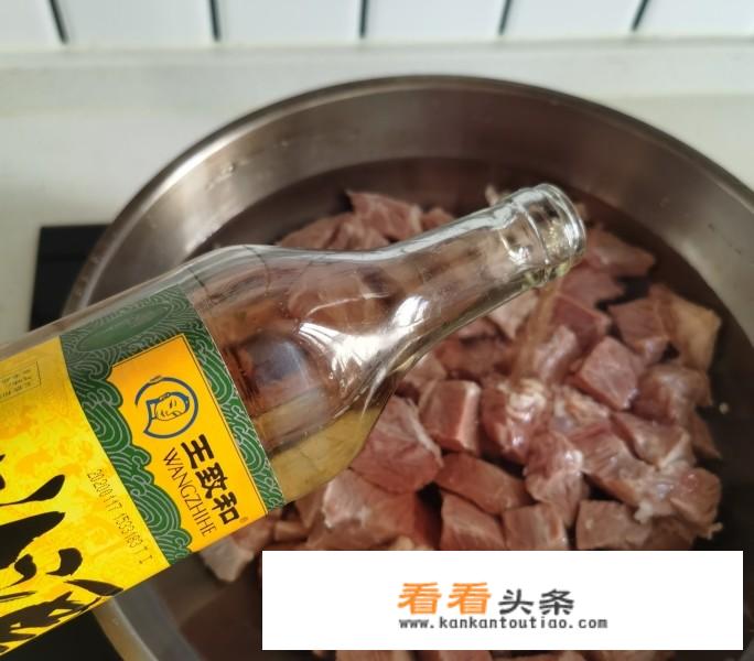 牛肉炖萝卜怎么炖好吃？