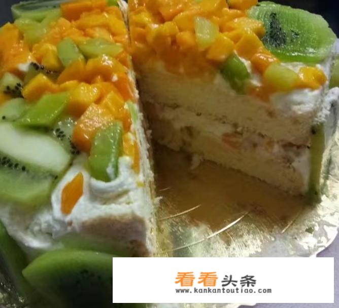 蛋糕水果怎么摆才好看？