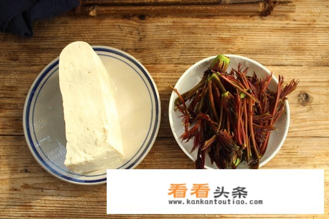 香椿拌豆腐做法？