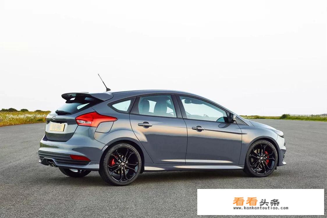 2021福特福克斯st line评测？