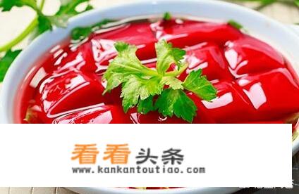 生吃鸭血对人体有什么作用？