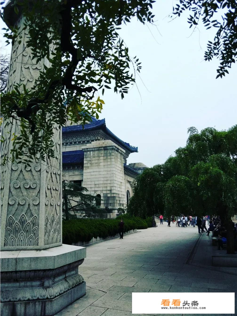 2021十一南京人多吗？