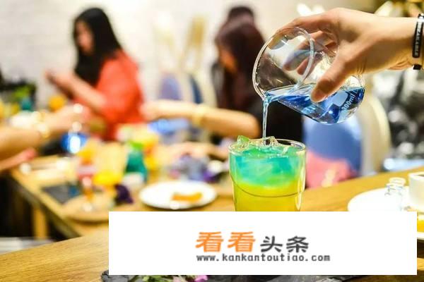 十大经典款鸡尾酒的名字和配方？
