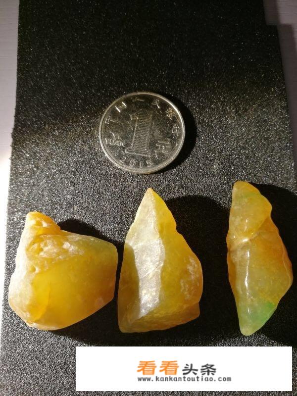 翡翠原石就是一块石头，为什么那么贵？
