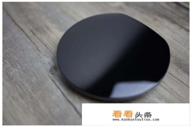 有什么好的电视盒子推荐一下，最好能自己装app的？