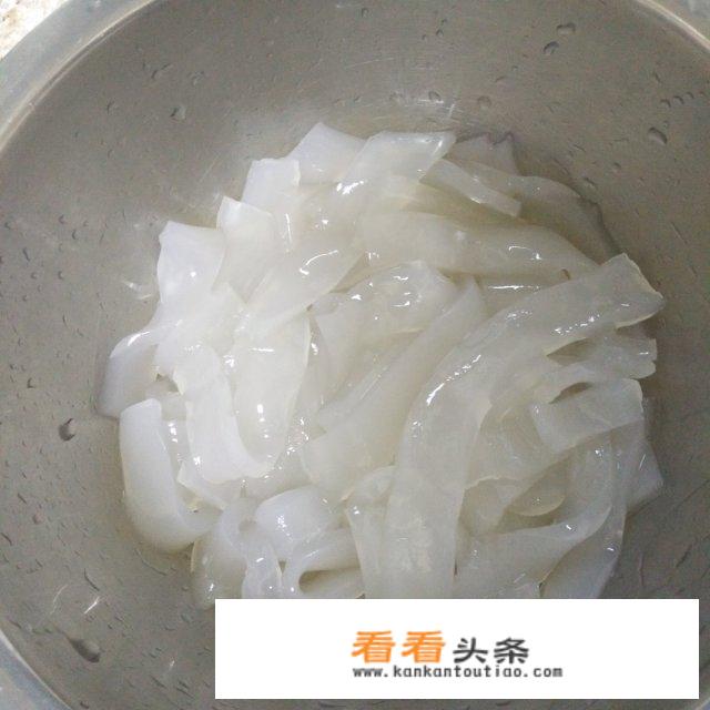 东北拉皮凉菜怎么做？