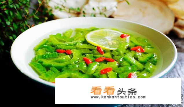 凉拌苦瓜怎么吃最好吃？