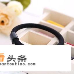 女生送男生小皮套什么意思，就是捆头发那种？