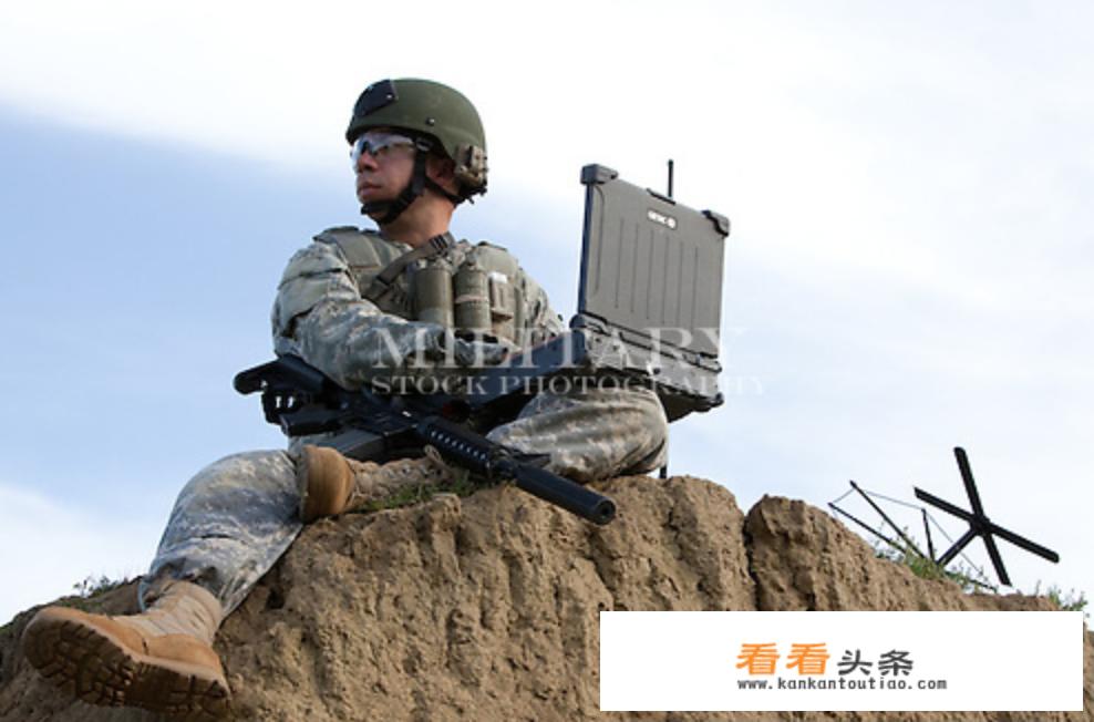 美军一般用什么笔记本？