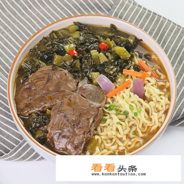 康师傅老坛酸菜牛肉面是什么时候出现的?好吃吗？