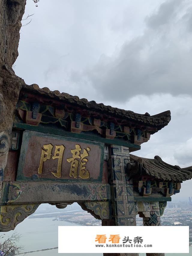 什么地方适合一个人心情不好的时候去旅游？