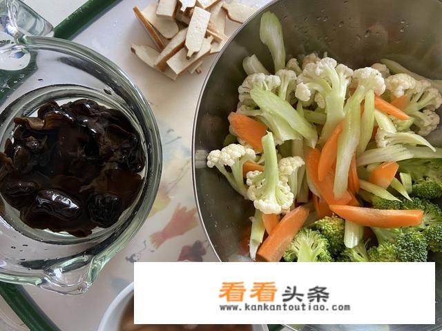 扬州素什锦的做法？