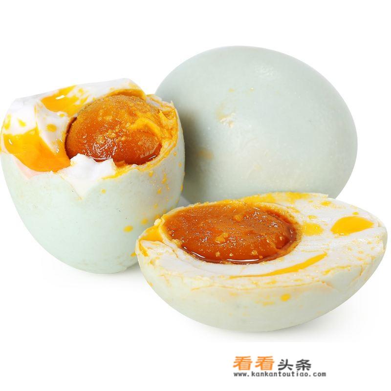 腌咸鸭蛋水和盐的比例？