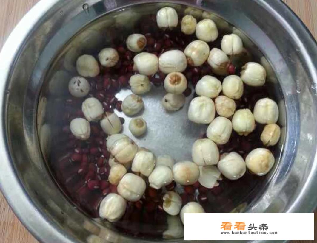 红枣银耳枸杞红豆可以一起煮吗？
