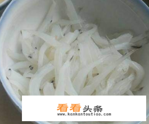 银鱼汤怎么做好喝又营养？