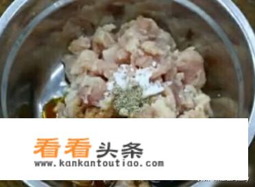 水煮肉片详细做法？