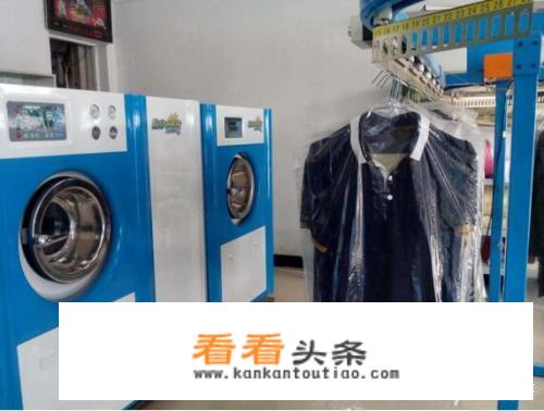 请问旅游中如何解决洗衣服的问题？
