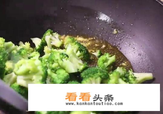 素炒西兰花怎样做好吃？