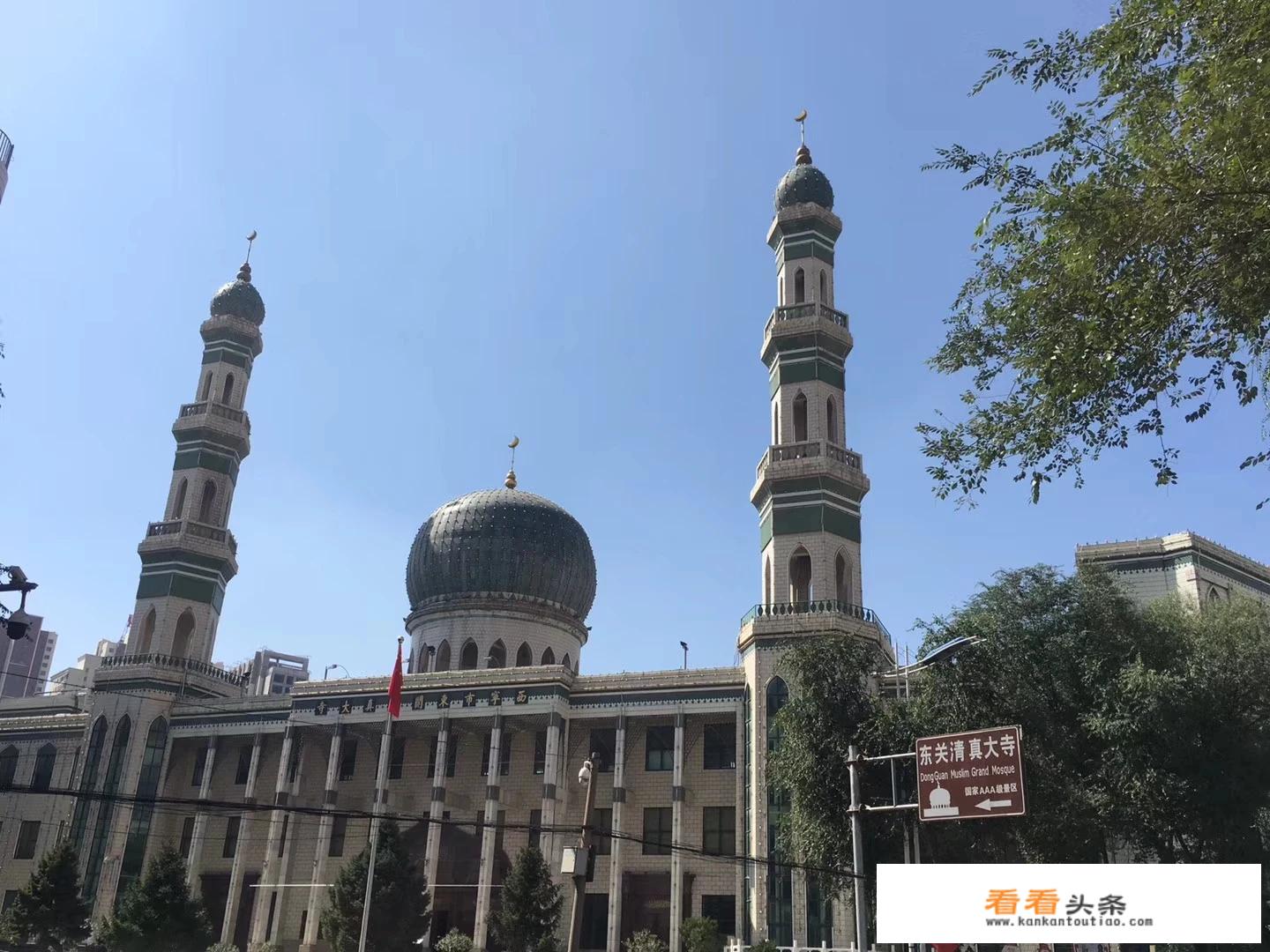 西宁两日游，该如何安排行程？用租车吗？