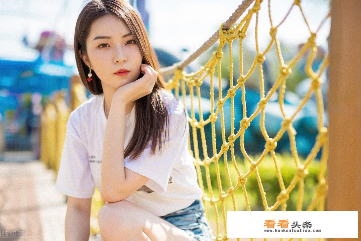 分享你珍藏多年的高清无码的养眼美女清纯美女校花美女图片？