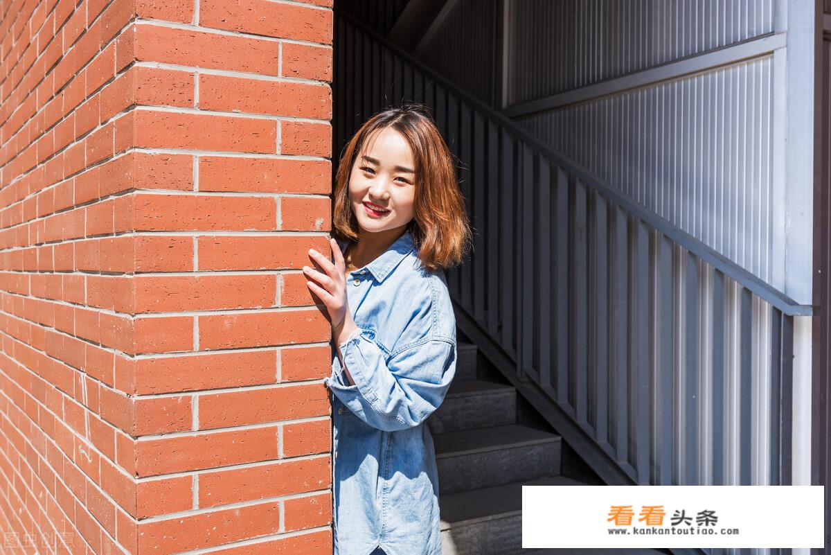 分享你珍藏多年的高清无码的养眼美女清纯美女校花美女图片？