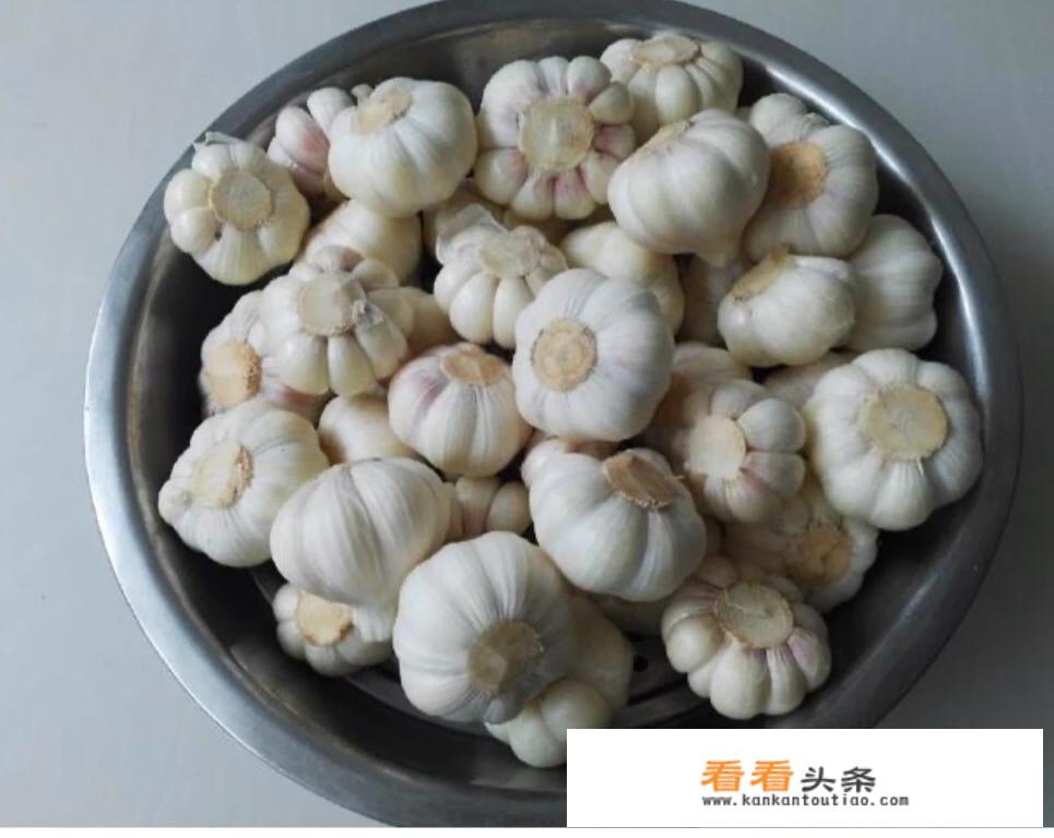 黄陂酸甜蒜头腌制方法？