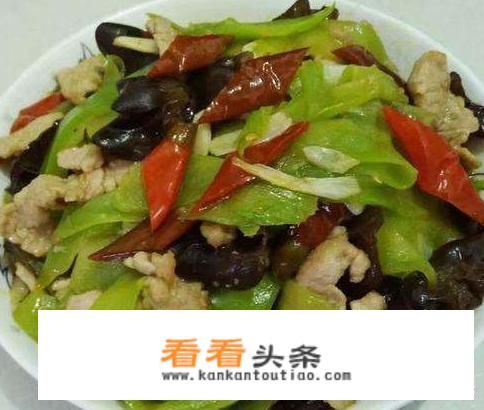 黑木耳搭配什么菜最好？