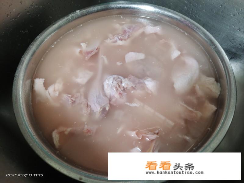 湘菜黄焖鸭的做法最正宗的做法？