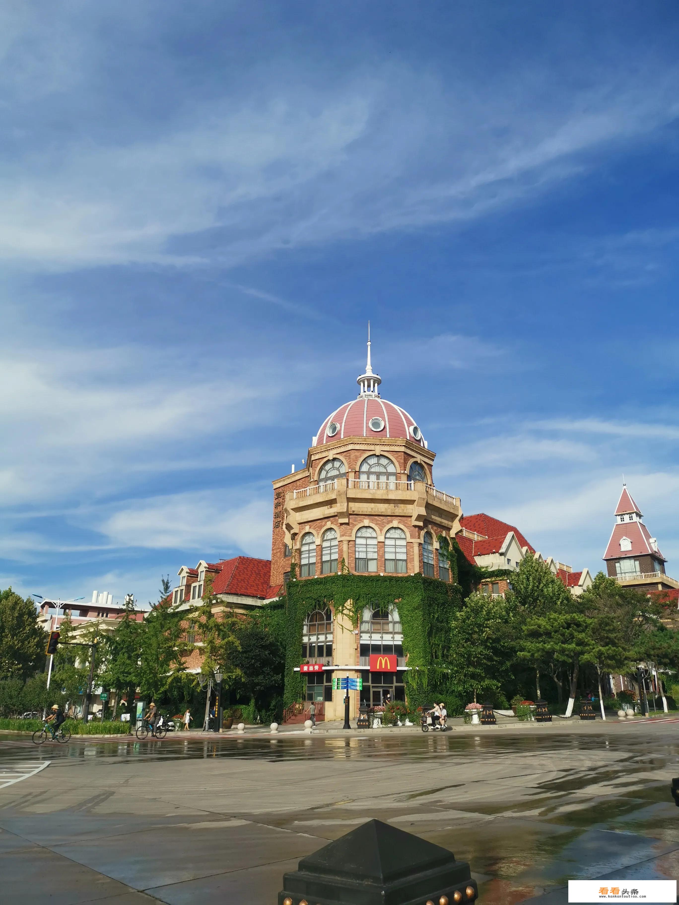 离秦皇岛火车站近的旅游景点？