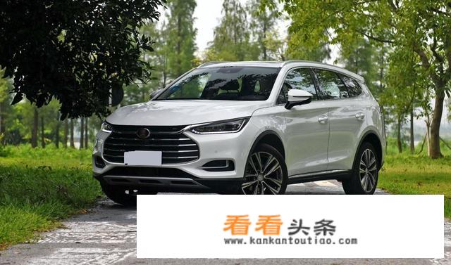 国产比亚迪，电动版的比汽油版的贵将近15万，这是为什么？