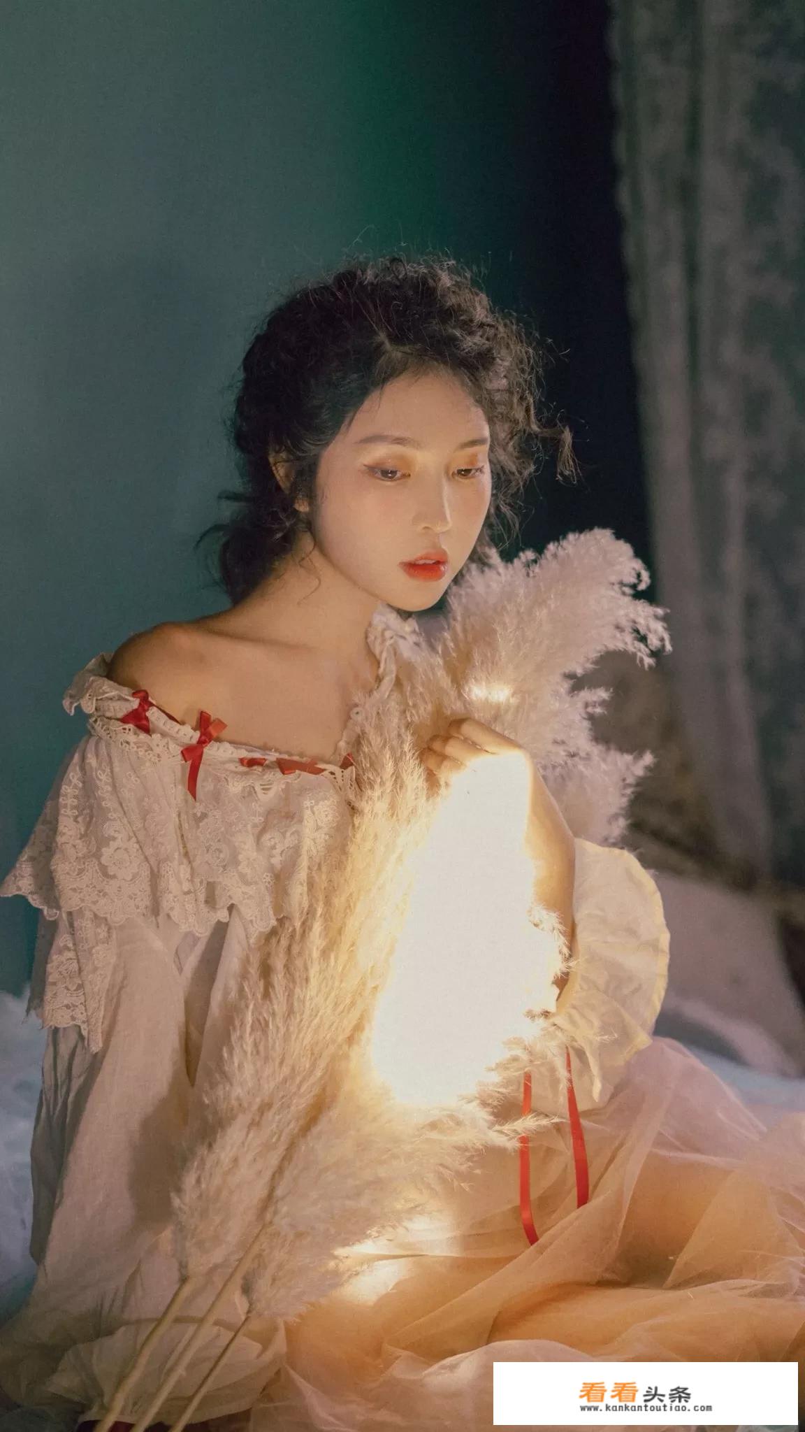 如何正确的欣赏人体摄影作品和私房写真摄影作品？