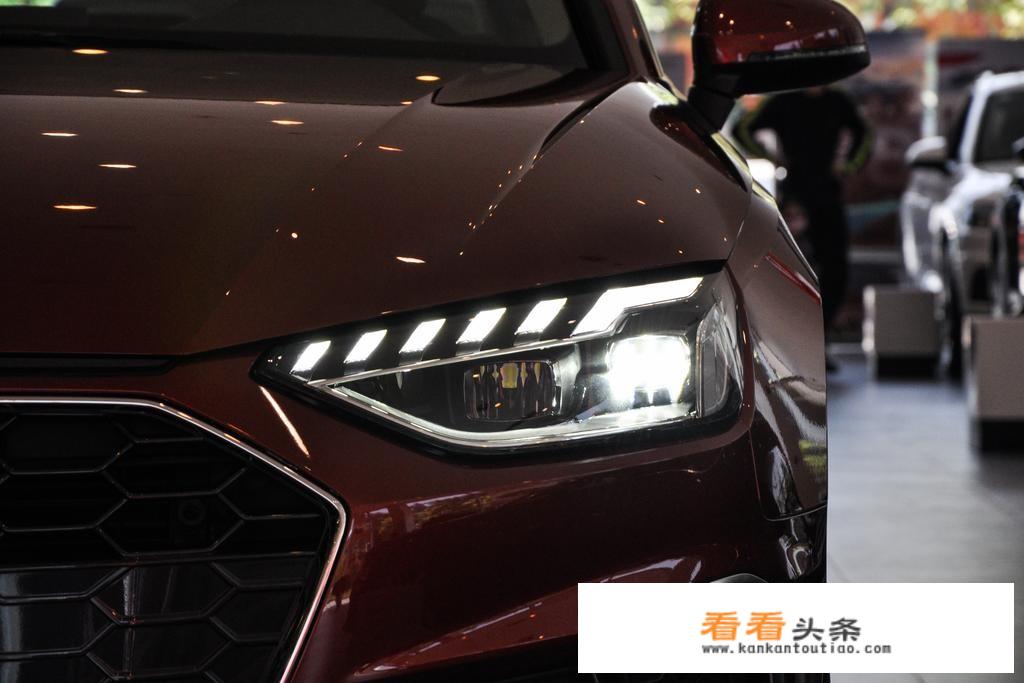 目前10款的奥迪A4L还值得入手吗?报价是97000无事故无水泡，跑了9万公里？
