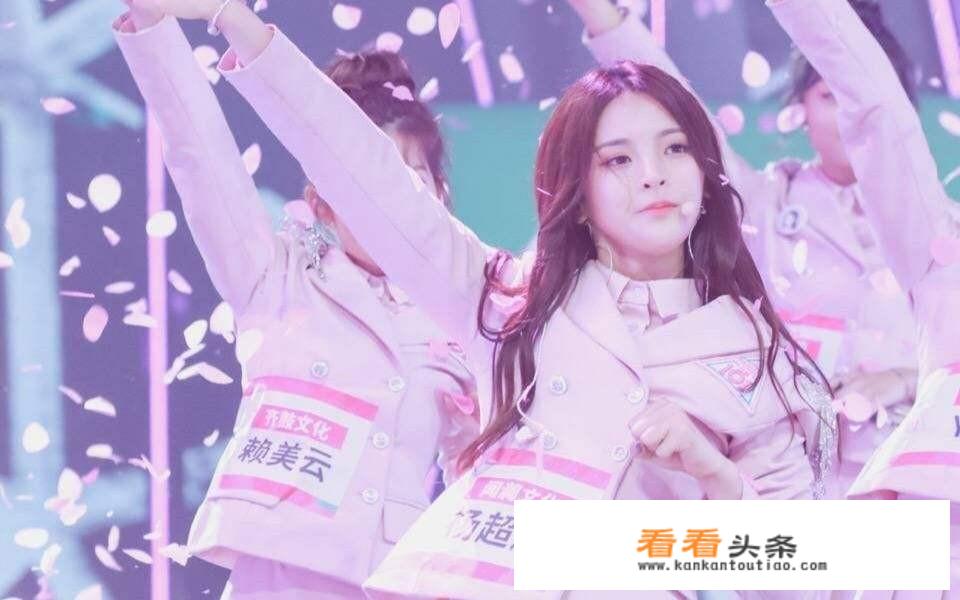 你觉得娱乐圈有哪些明星自带搞笑光环？看到脸就莫名喜感的那种？
