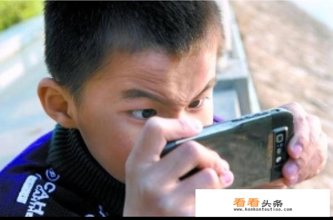 为什么跟异性玩会觉得不自在？