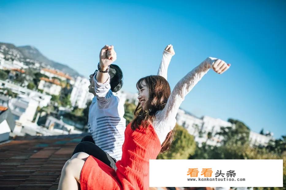 出去旅游时怎么判断是不是夫妻？