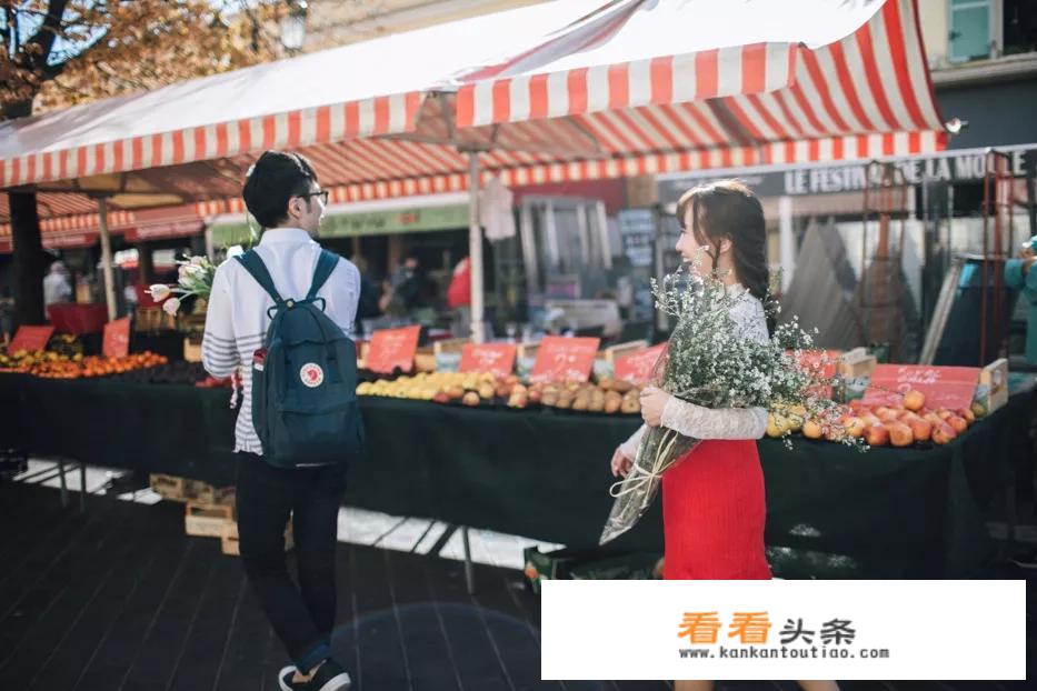 出去旅游时怎么判断是不是夫妻？