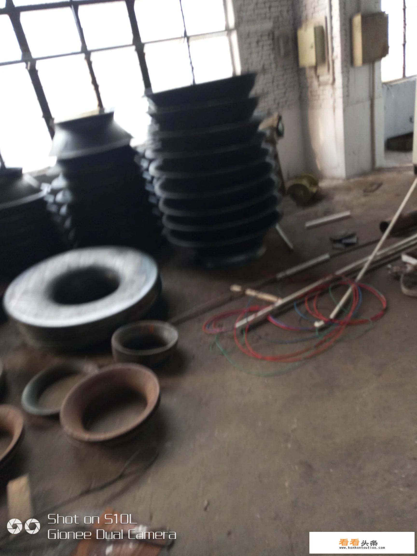 数控旋压机是手动编程还是电脑编程？