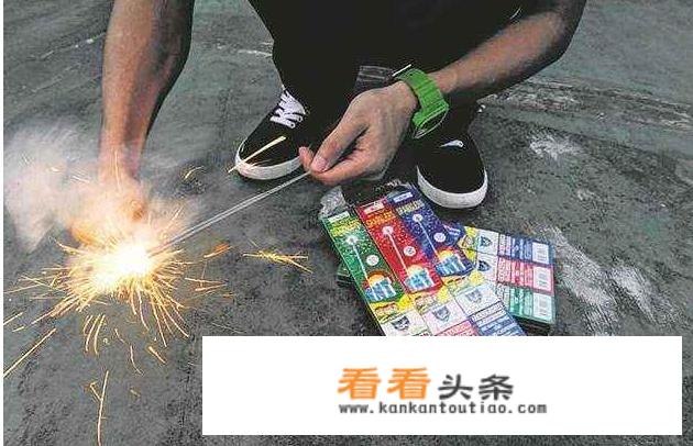 烟花和鞭炮一样吗？