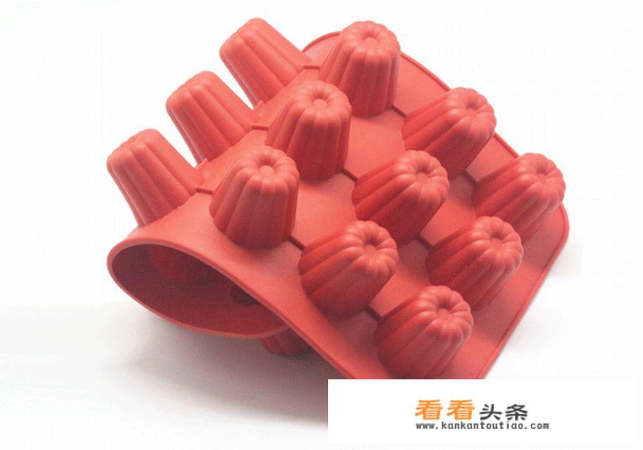 蛋糕模具什么材质的好？