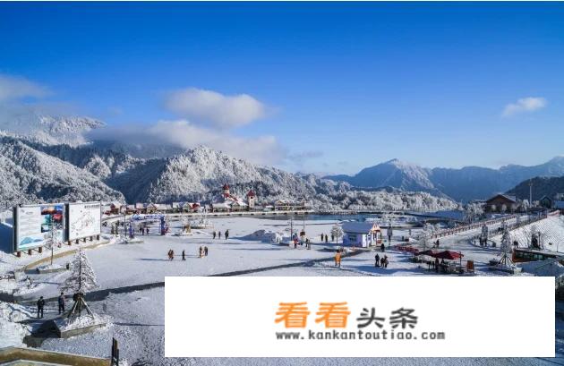 成都什么地方有山有水?市区的？