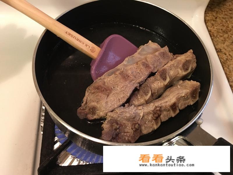 藕片排骨汤的做法？