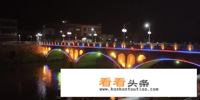 旅游景点什么东西最好卖，可有人会设计？