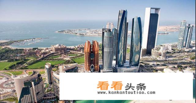 阿联酋在地图的哪？