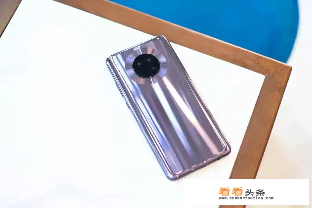 为什么HTCOnexs720e的电池会有六根线？