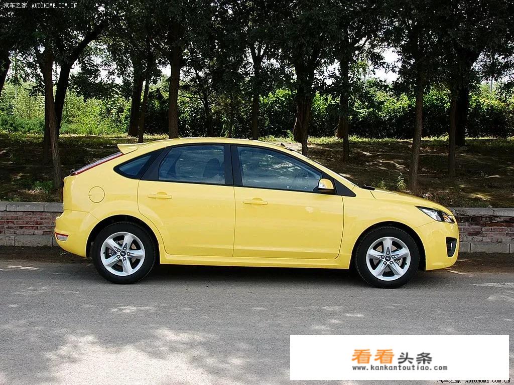 09年经典福克斯两厢轮胎尺寸？
